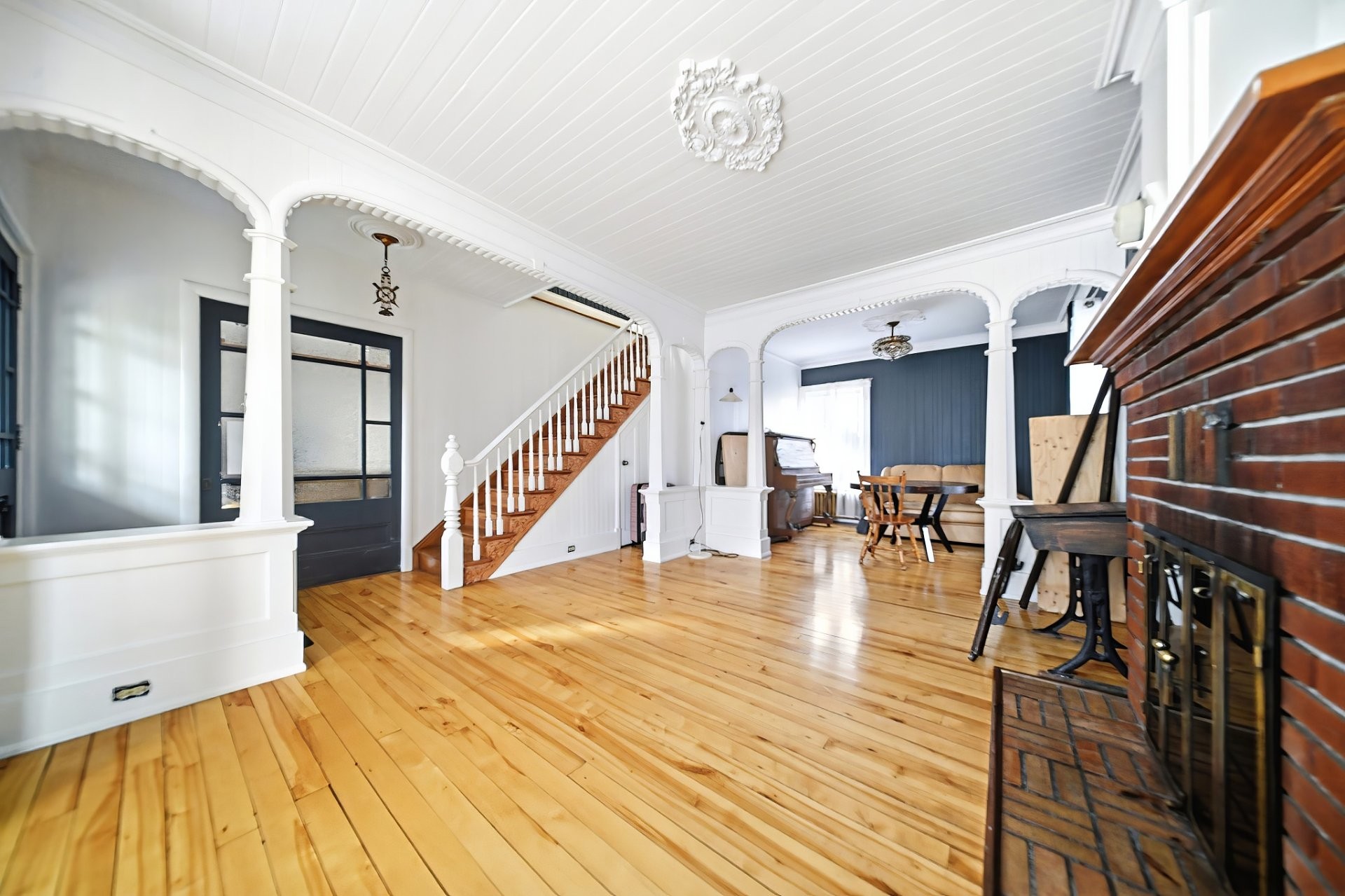 









3978


Rue de la Fabrique

,
Saguenay (Jonquière),




QC
G7X3N2

