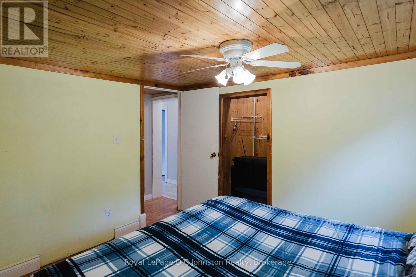 












229 EDWARD STREET

,
Saugeen Shores,




Ontario
N0H2L0

