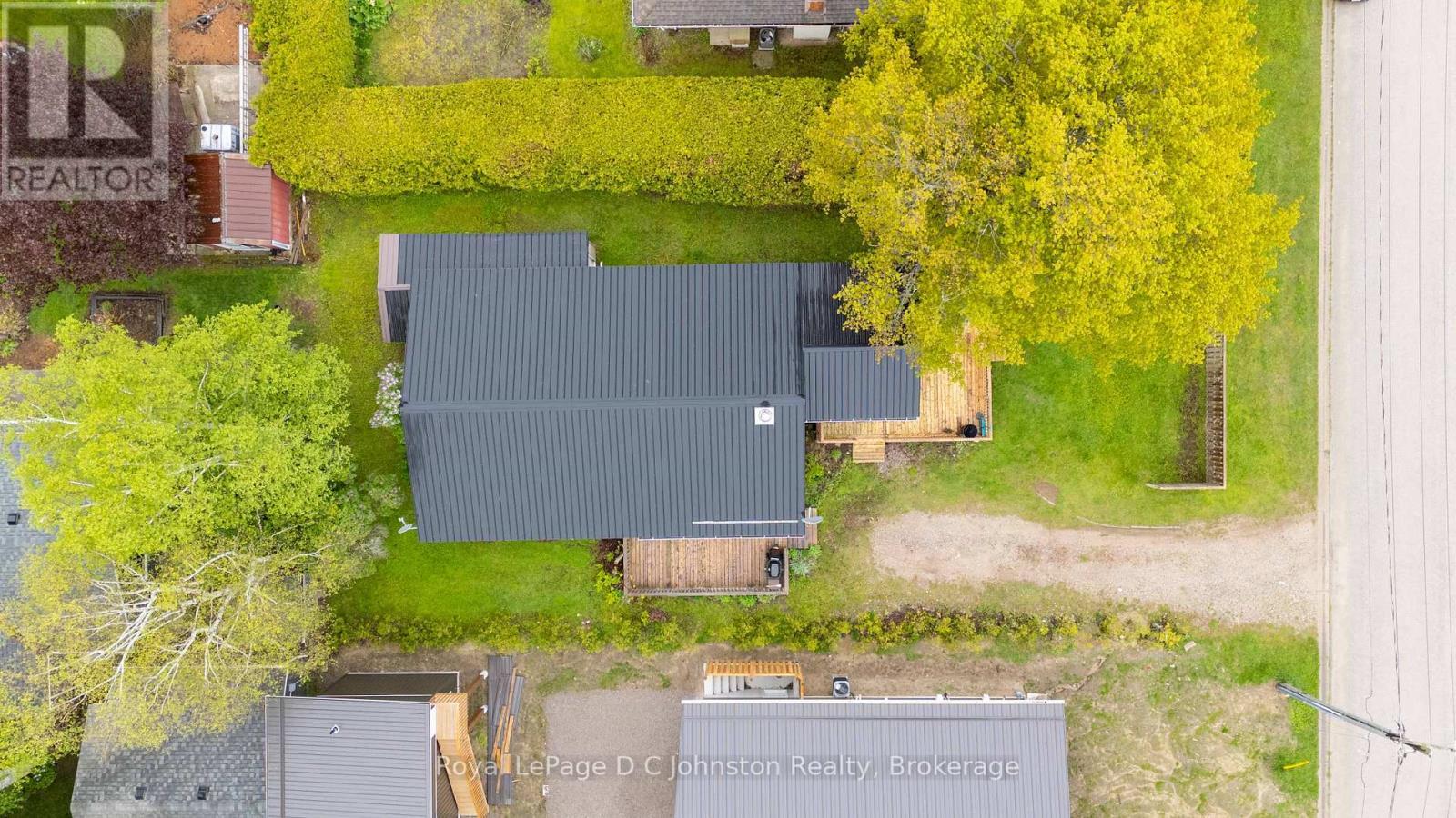 












229 EDWARD STREET

,
Saugeen Shores,




Ontario
N0H2L0

