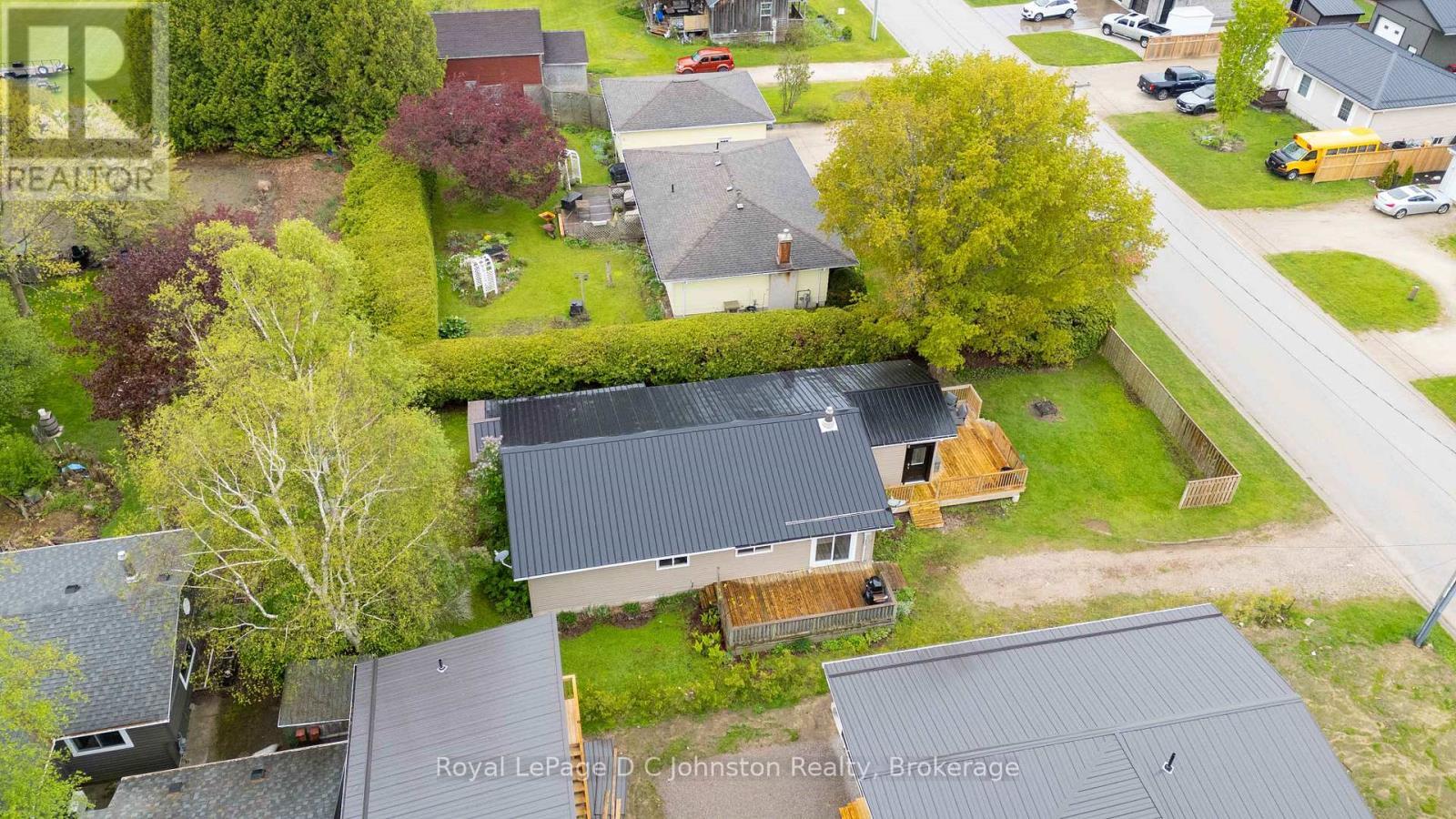 












229 EDWARD STREET

,
Saugeen Shores,




Ontario
N0H2L0

