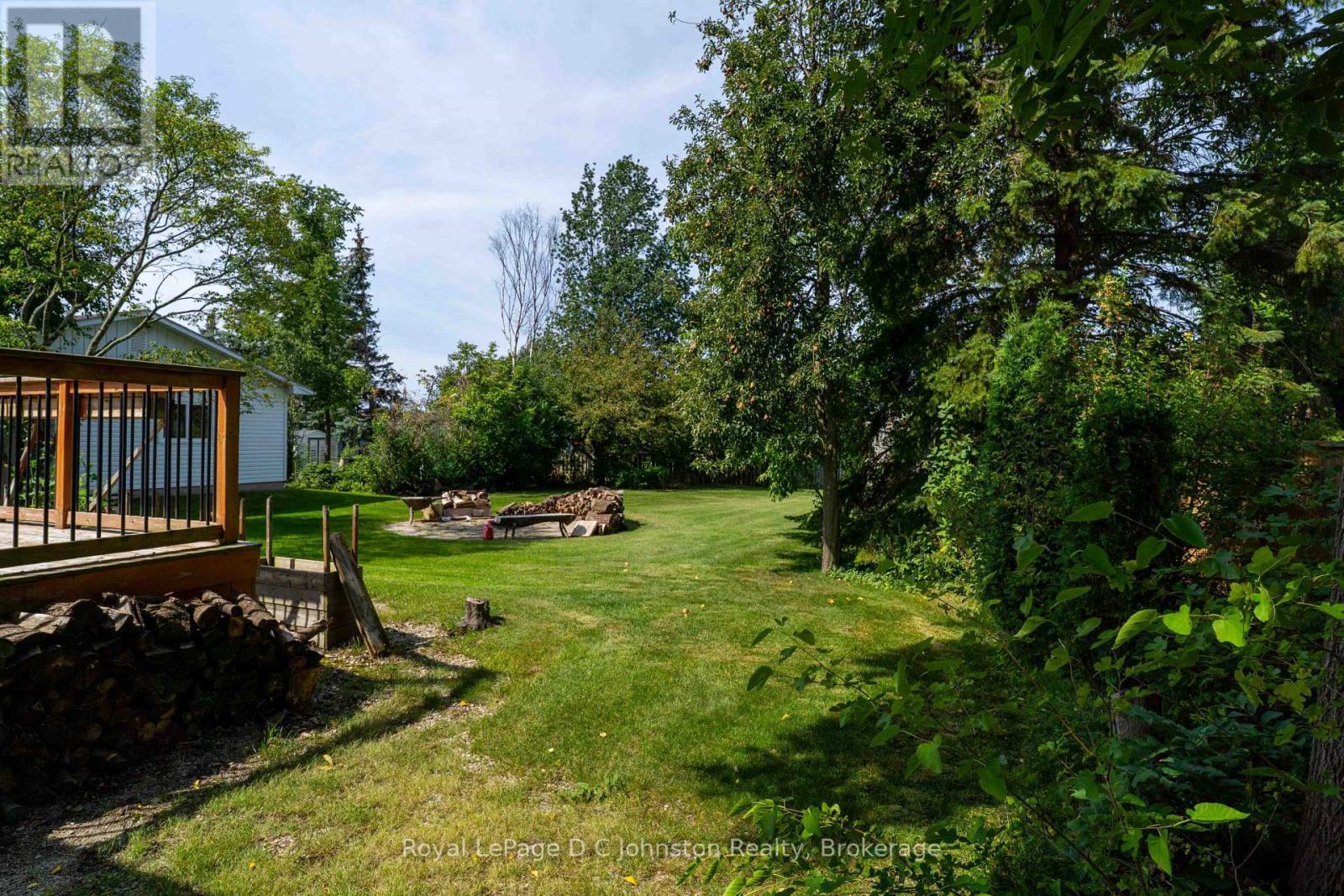 












19 SMITH STREET

,
Kincardine,




Ontario
N0G2T0

