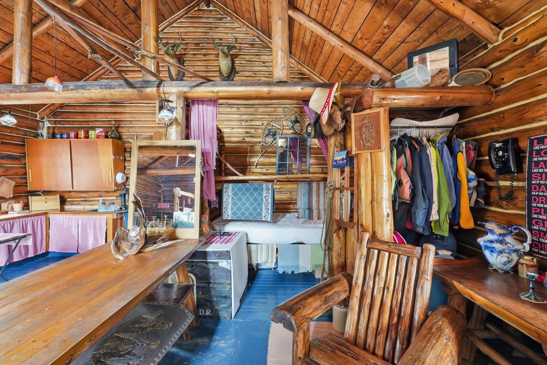 









2


Ch. des Cèdres

,
Cayamant,




QC
J0X1W0

