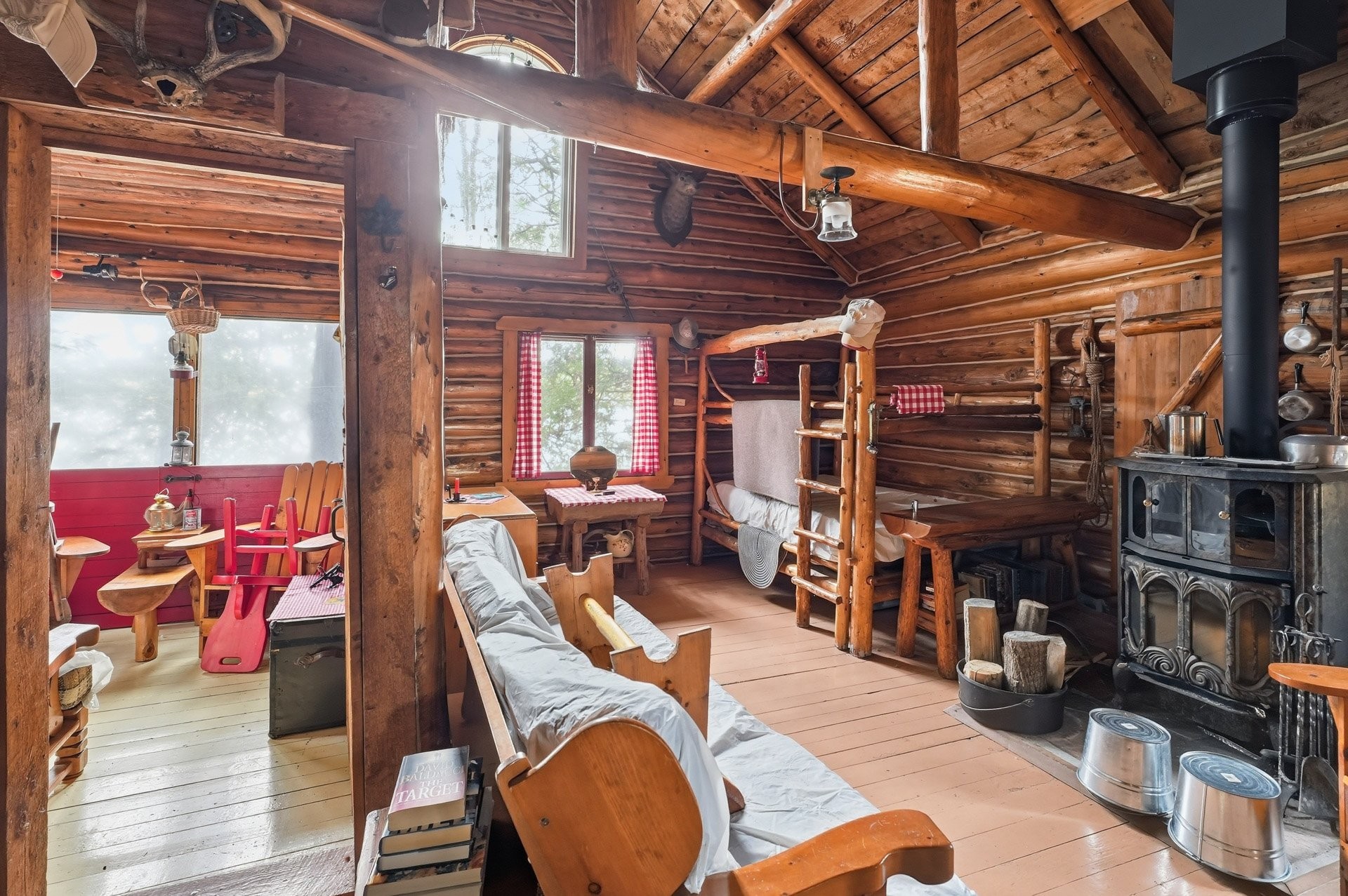 









2


Ch. des Cèdres

,
Cayamant,




QC
J0X1W0

