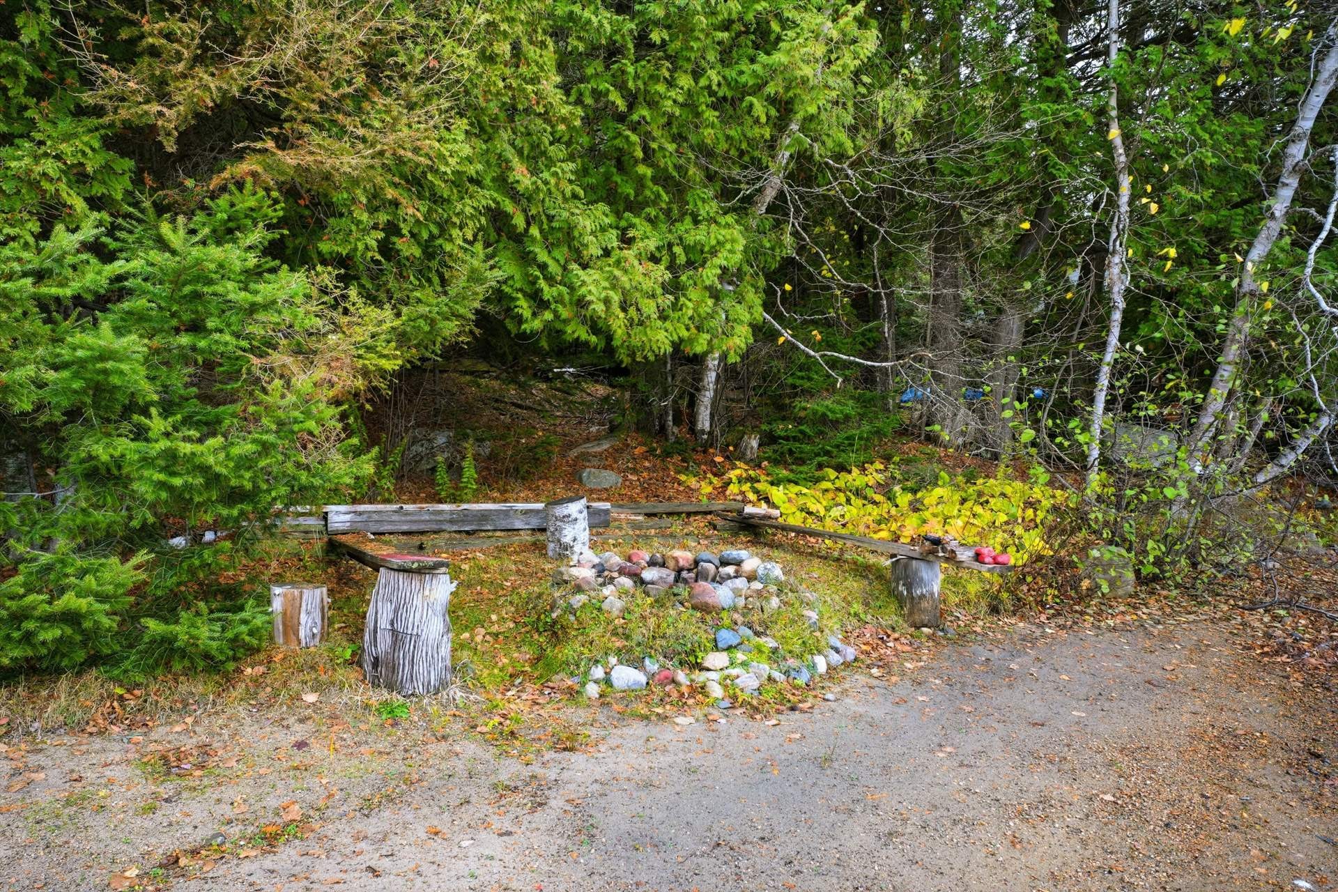 









2


Ch. des Cèdres

,
Cayamant,




QC
J0X1W0

