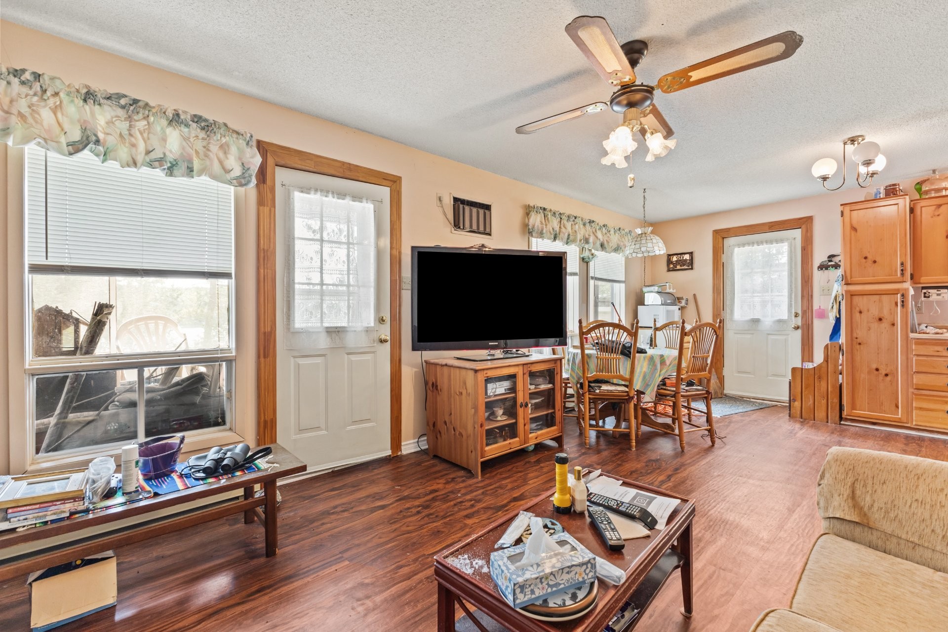 









260


Ch. de Point Comfort

,
Gracefield,




QC
J0X1W0

