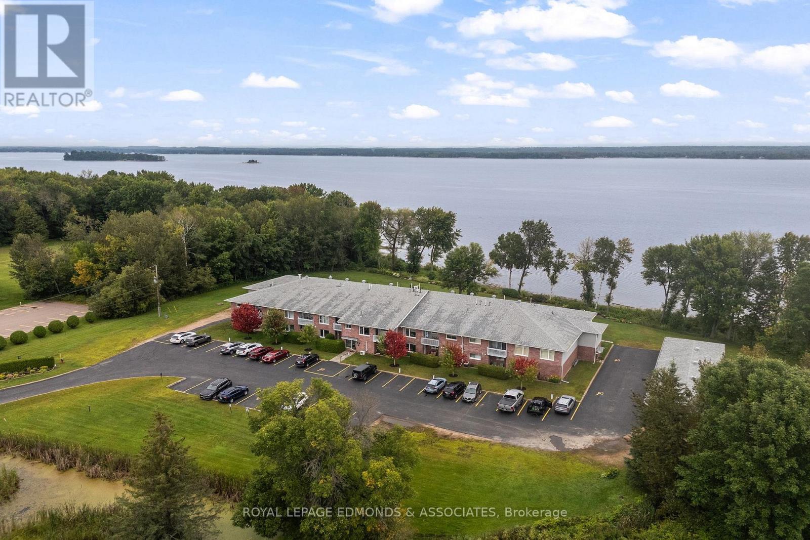 












212 - 1 CRANDALL STREET

,
Pembroke,




Ontario
K8A8M6

