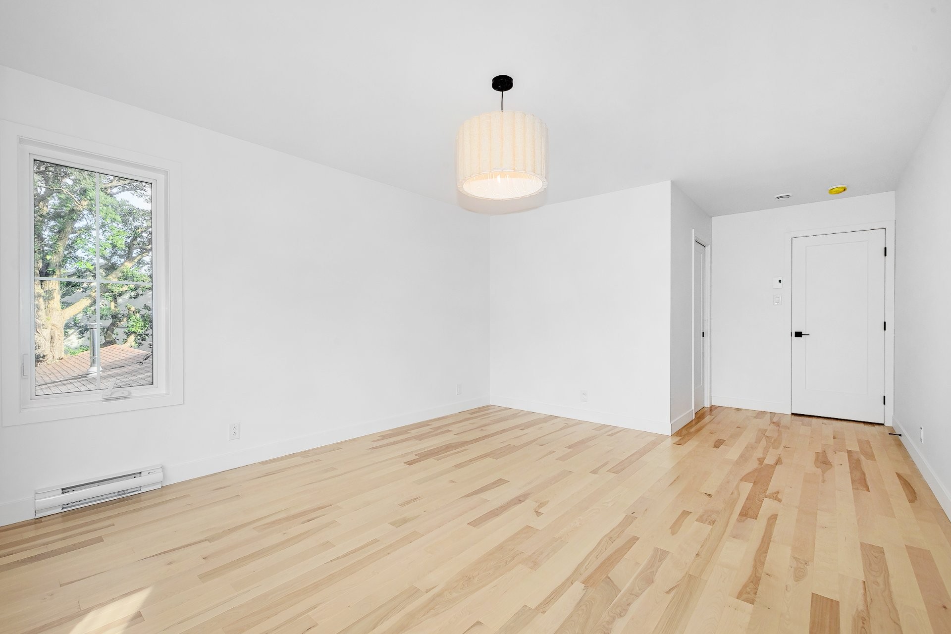 









39


24e Avenue S.

,
Bois-des-Filion,




QC
J6Z1X3

