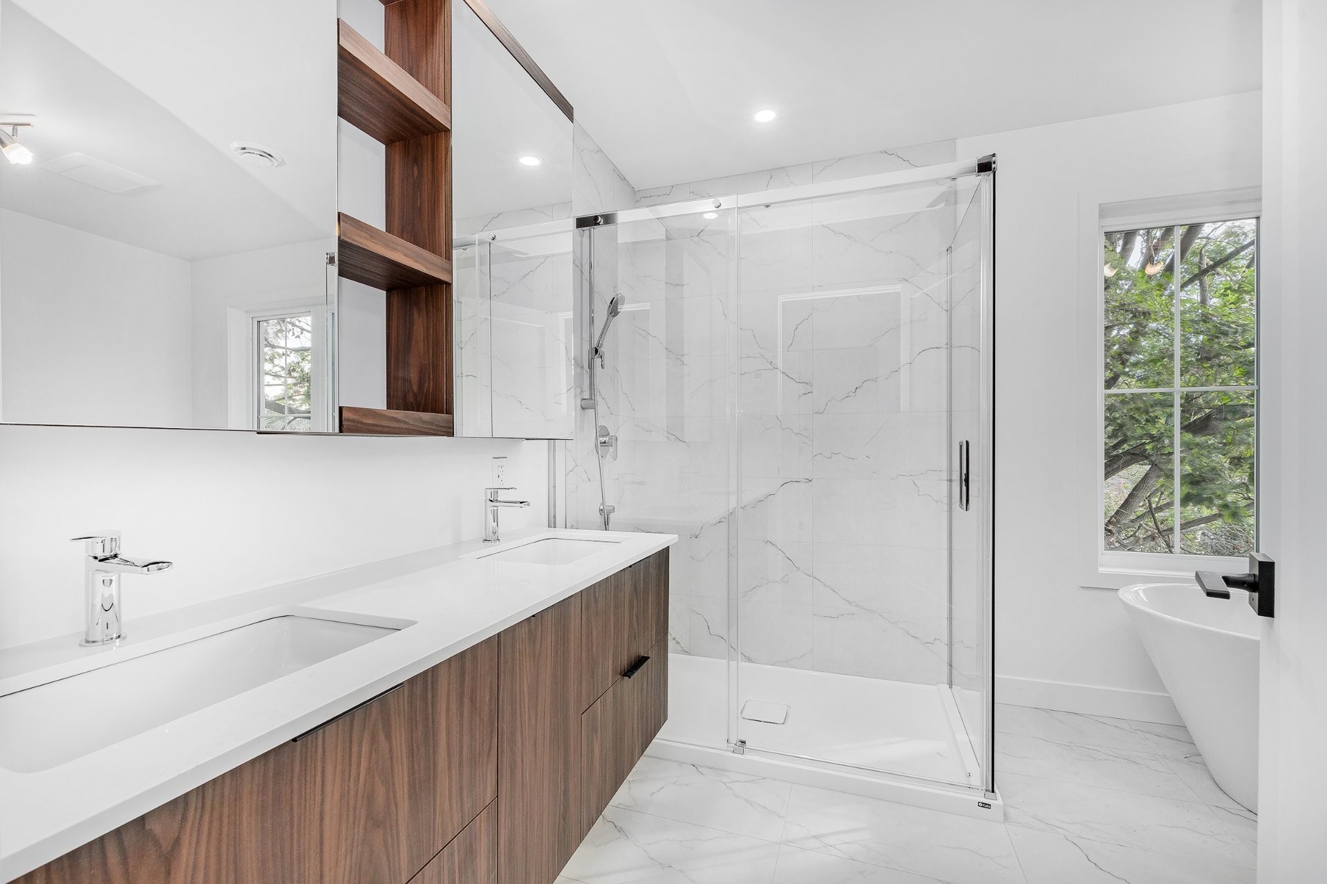 









39


24e Avenue S.

,
Bois-des-Filion,




QC
J6Z1X3

