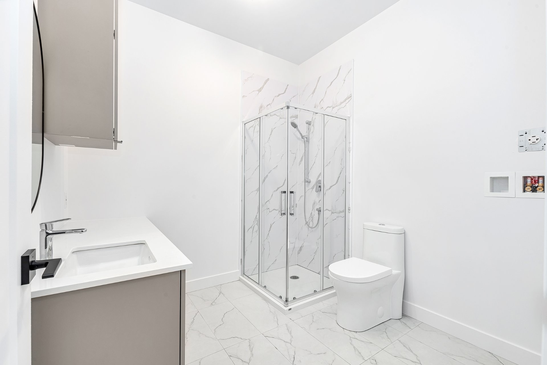 









39


24e Avenue S.

,
Bois-des-Filion,




QC
J6Z1X3

