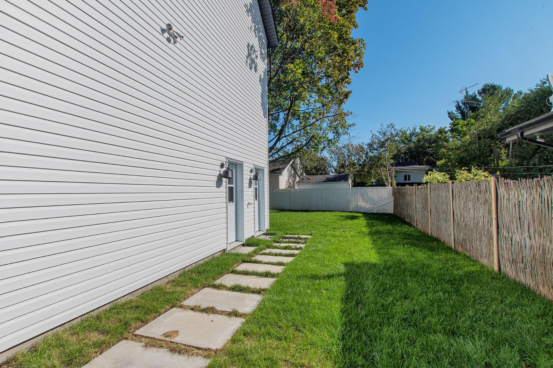 









39


24e Avenue S.

,
Bois-des-Filion,




QC
J6Z1X3

