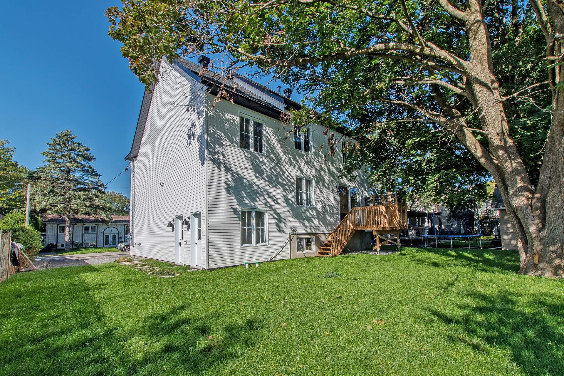 









39


24e Avenue S.

,
Bois-des-Filion,




QC
J6Z1X3


