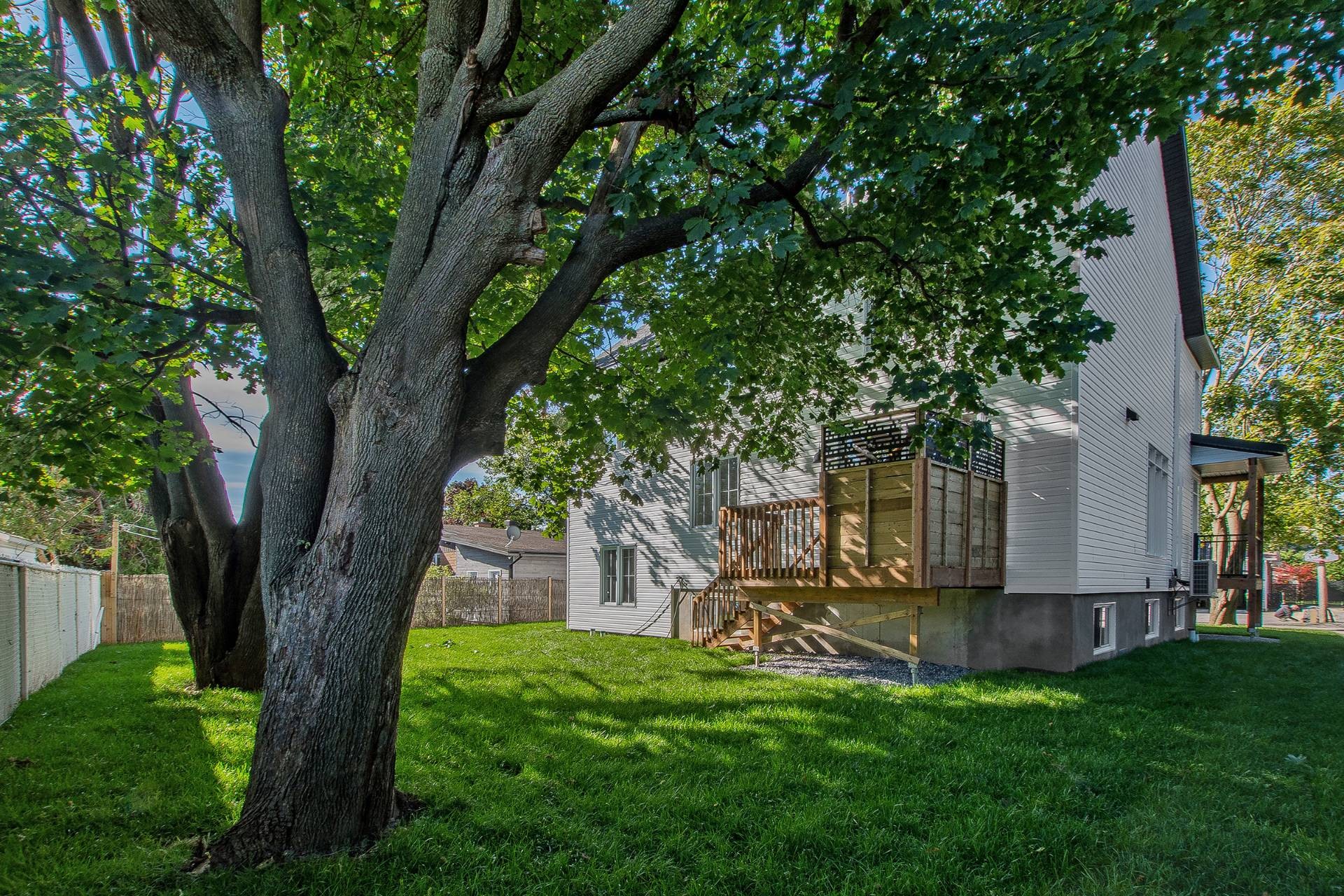 









39


24e Avenue S.

,
Bois-des-Filion,




QC
J6Z1X3

