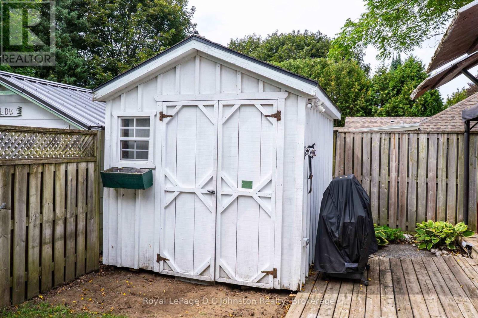 












736 SHANTZ STREET

,
Saugeen Shores,




Ontario
N0H2C0

