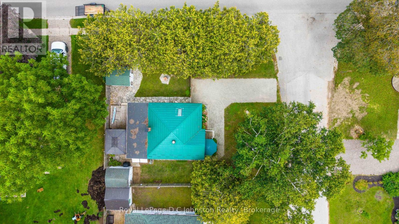 












736 SHANTZ STREET

,
Saugeen Shores,




Ontario
N0H2C0

