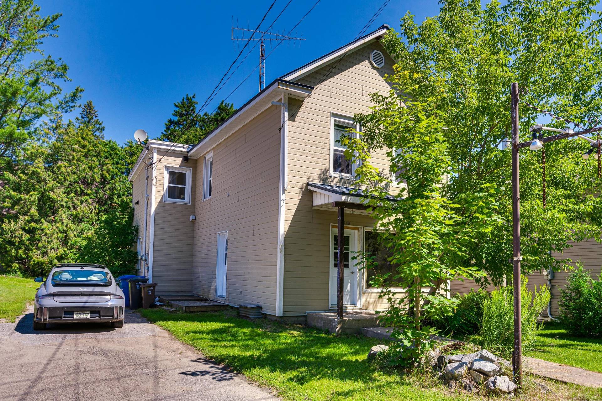 









441

 - 443


Rue Notre-Dame

,
Montebello,




QC
J0V1L0

