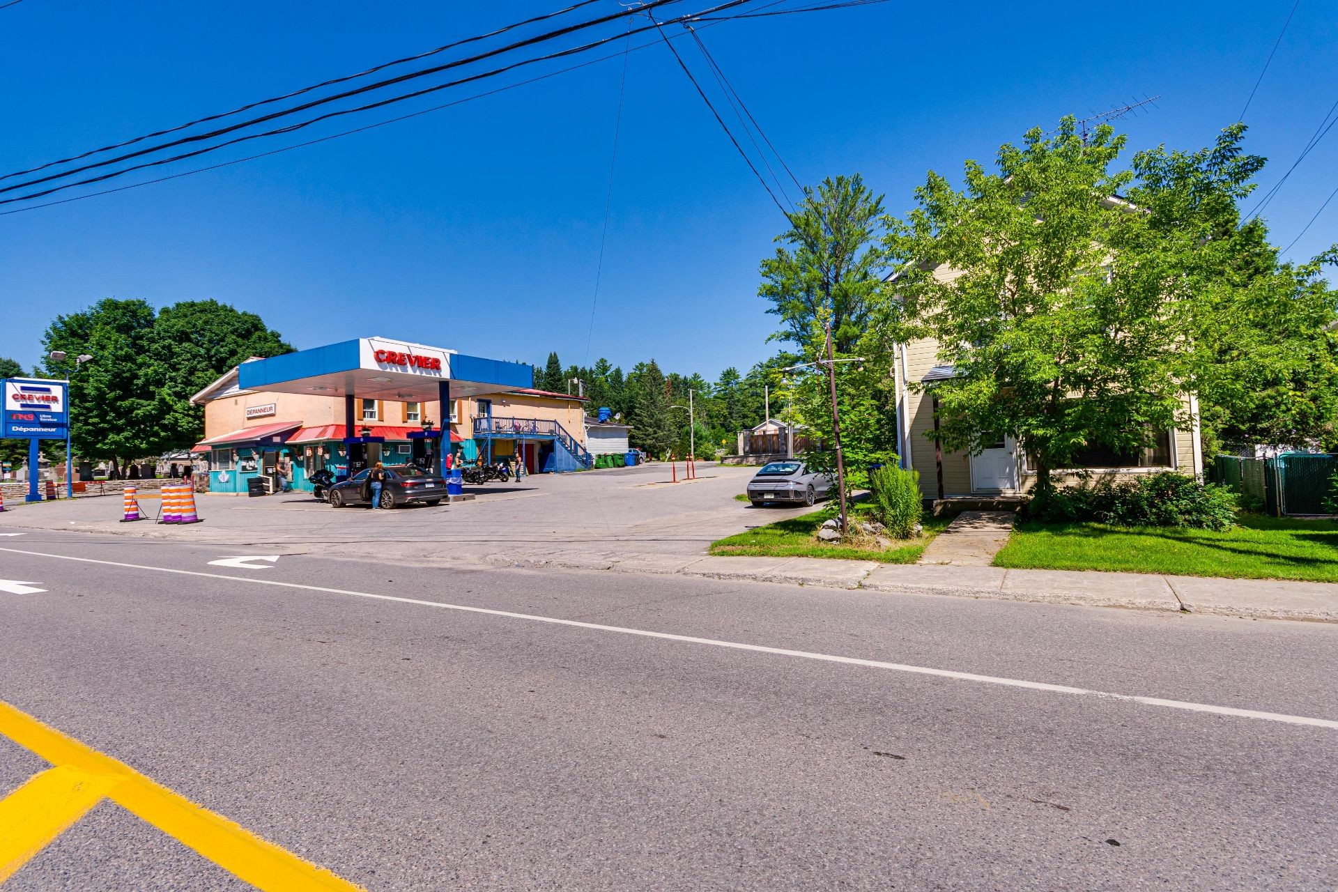 









441

 - 443


Rue Notre-Dame

,
Montebello,




QC
J0V1L0

