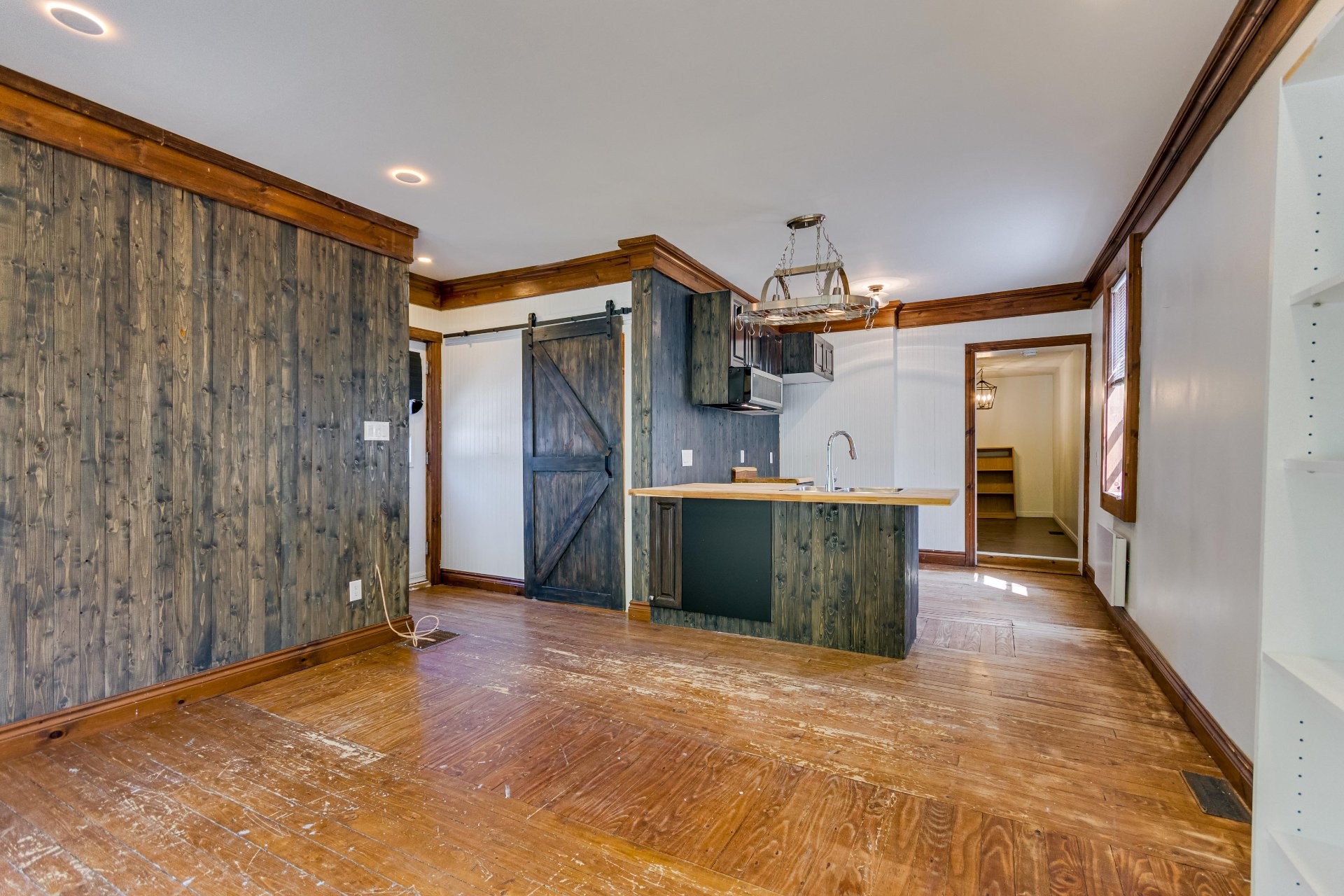 









441

 - 443


Rue Notre-Dame

,
Montebello,




QC
J0V1L0

