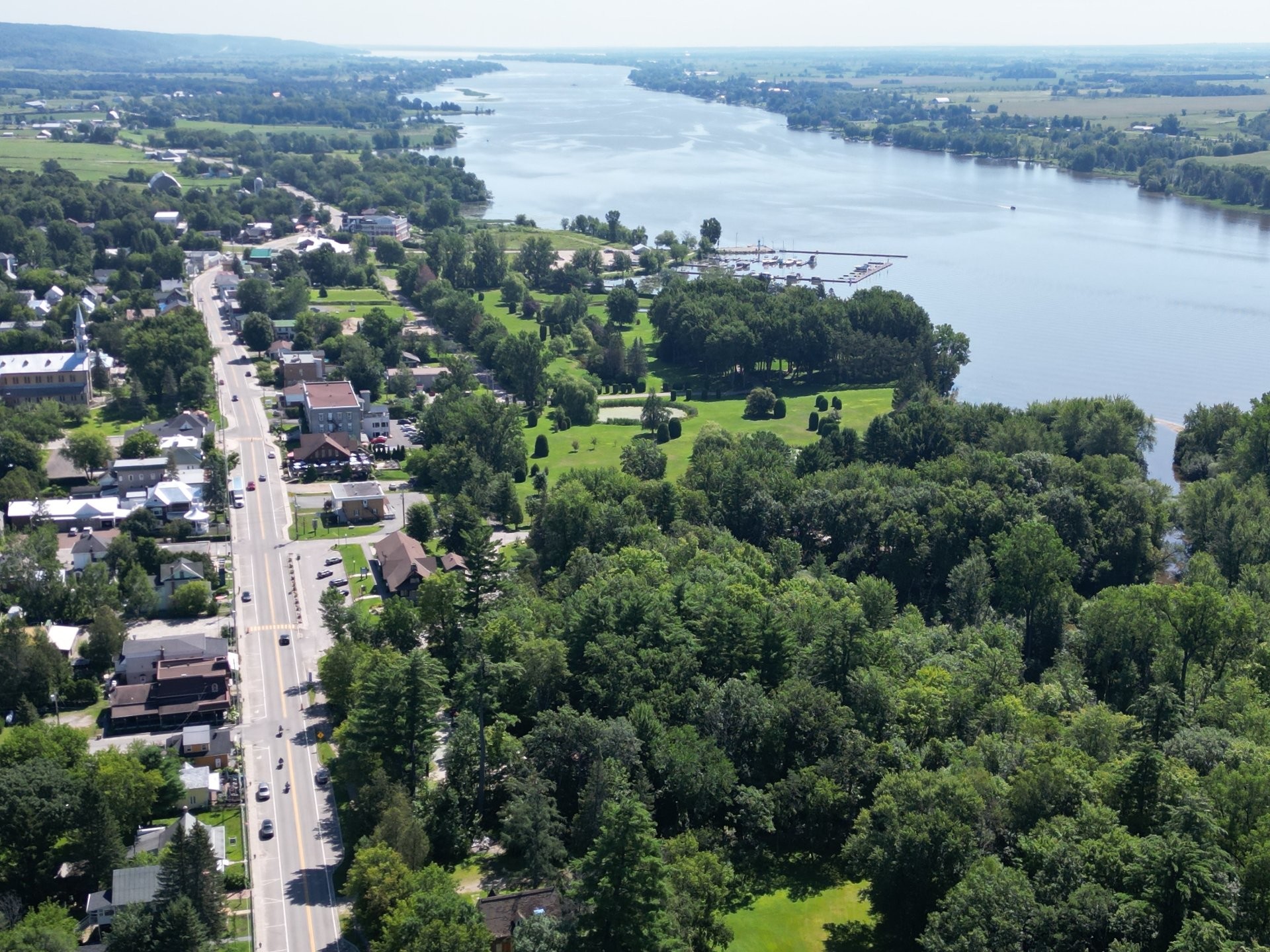 









441

 - 443


Rue Notre-Dame

,
Montebello,




QC
J0V1L0

