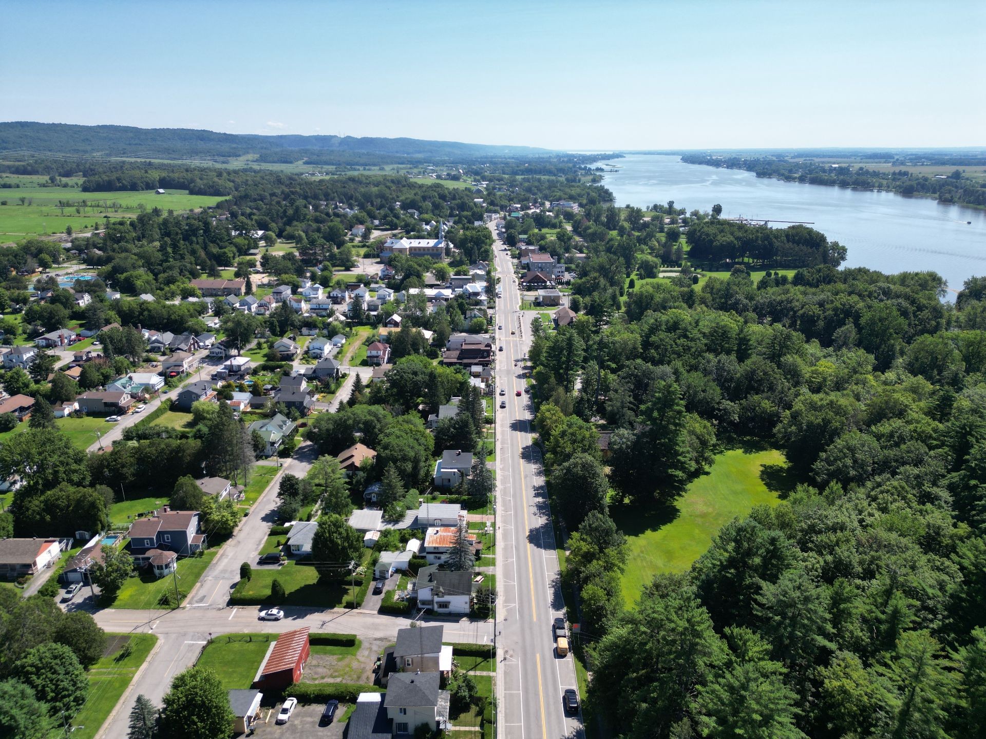









441

 - 443


Rue Notre-Dame

,
Montebello,




QC
J0V1L0


