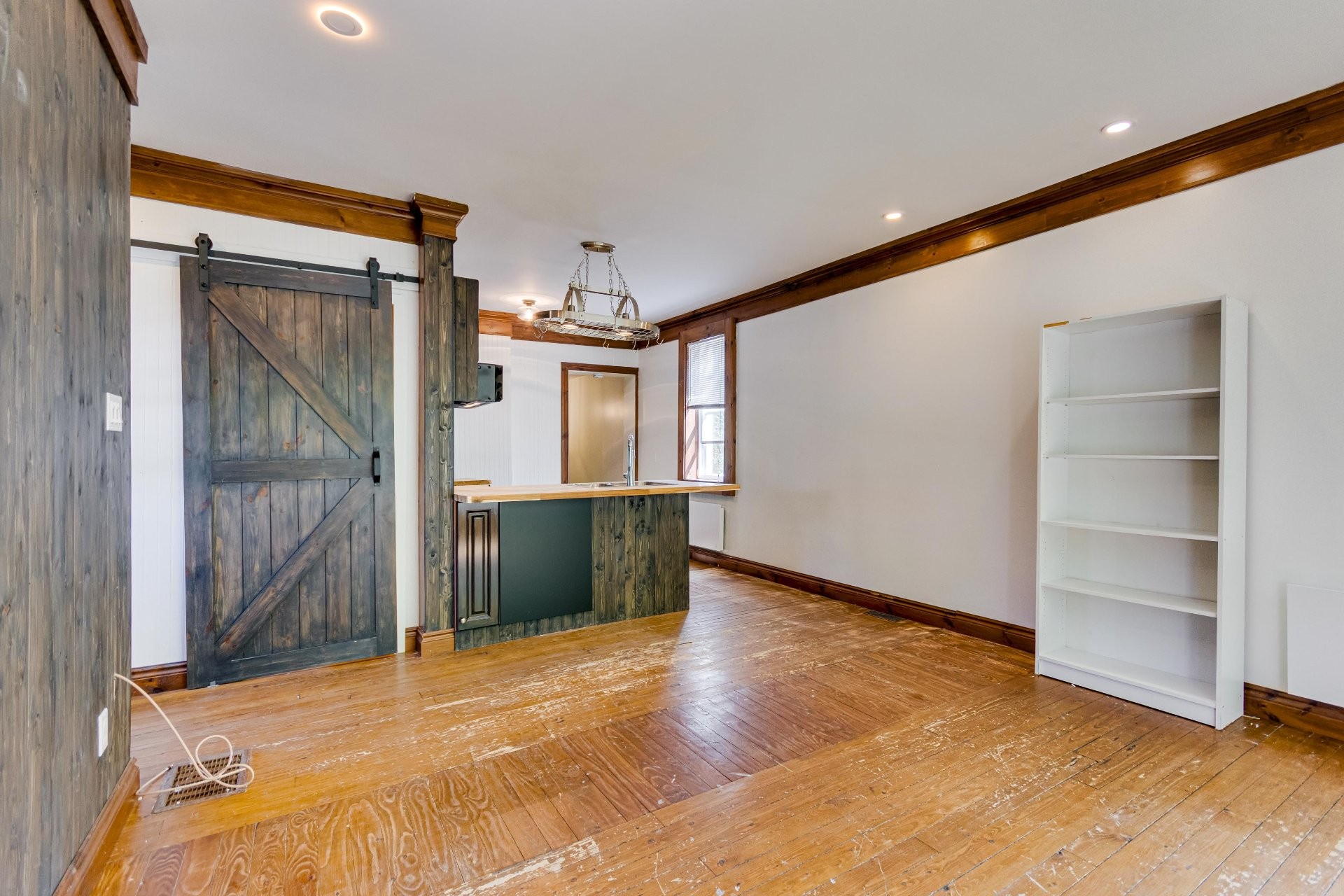









441

 - 443


Rue Notre-Dame

,
Montebello,




QC
J0V1L0

