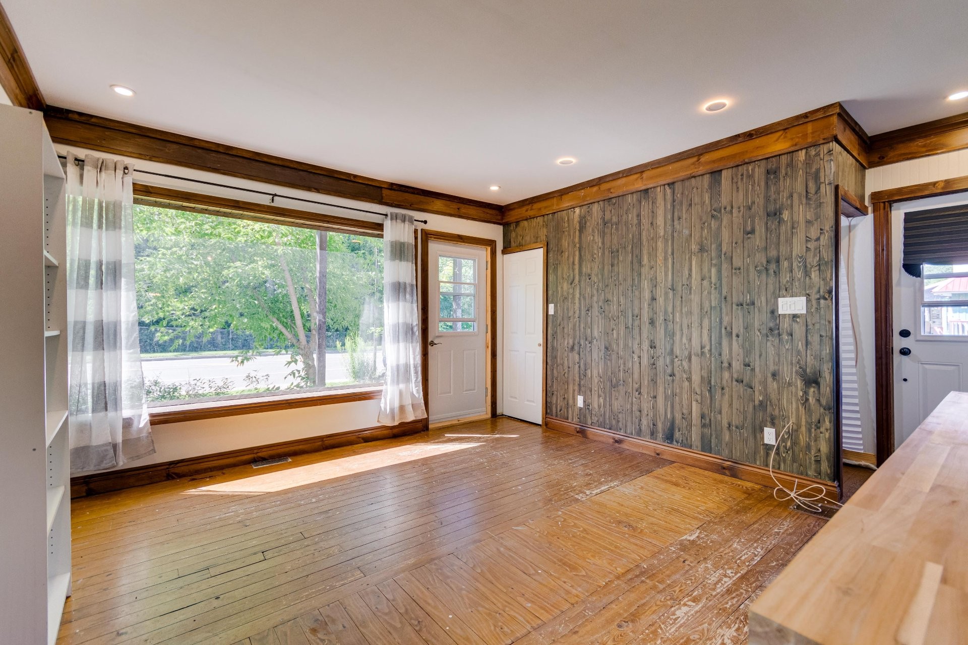 









441

 - 443


Rue Notre-Dame

,
Montebello,




QC
J0V1L0

