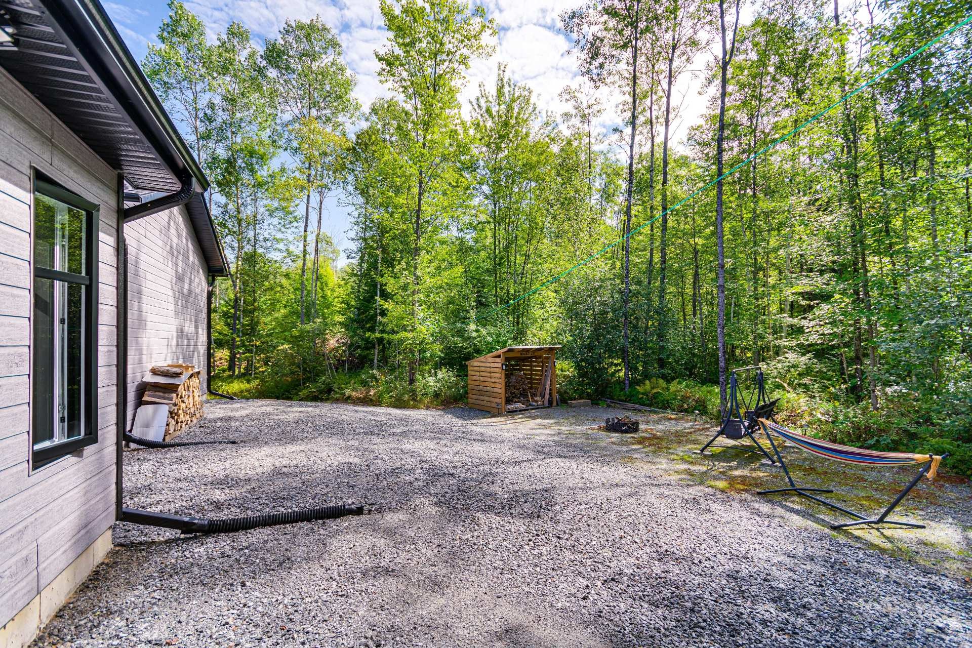 









99


Ch. du Huard

,
Val-des-Bois,




QC
J0X3C0

