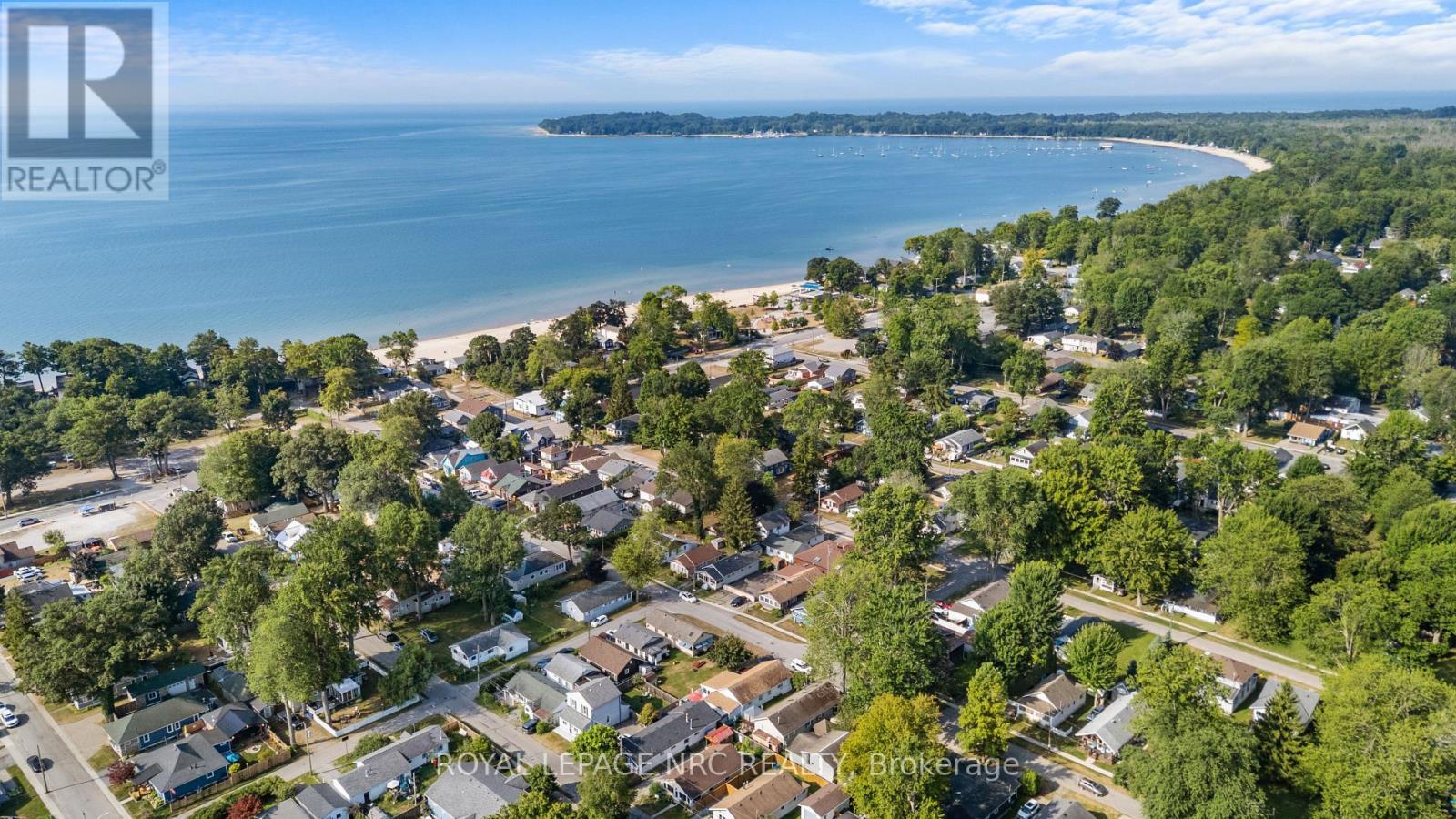 












373 OAKWOOD AVENUE

,
Fort Erie (Crystal Beach),




Ontario
L0S1B0

