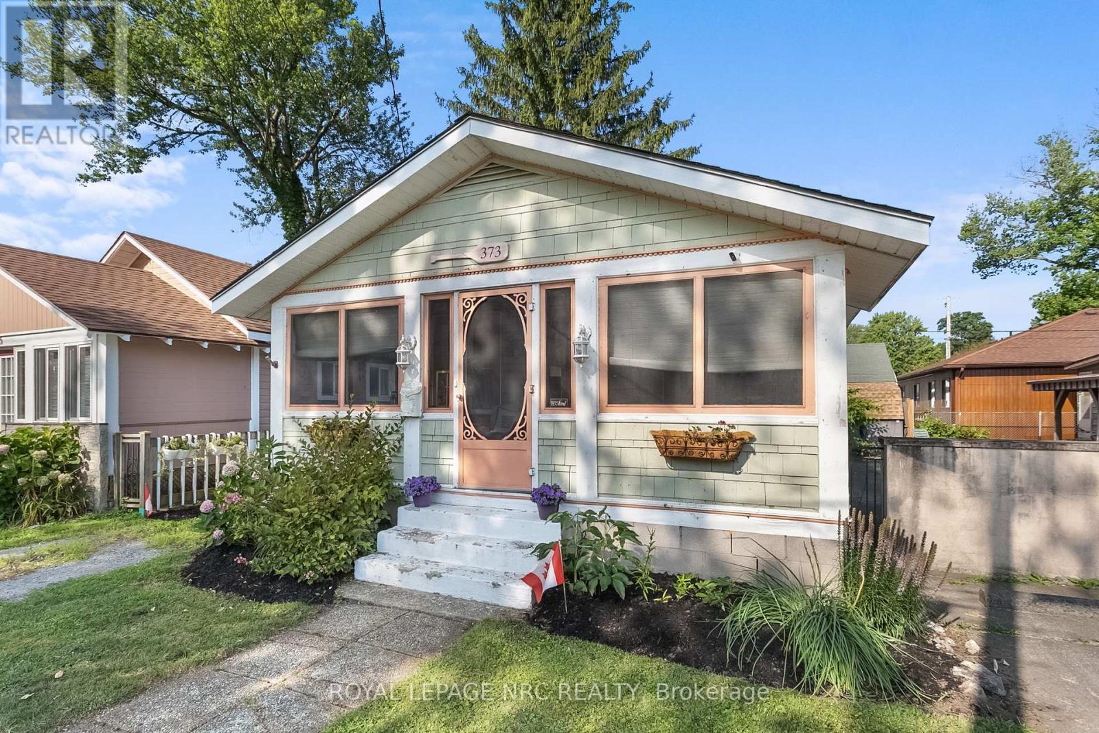 












373 OAKWOOD AVENUE

,
Fort Erie (Crystal Beach),




Ontario
L0S1B0

