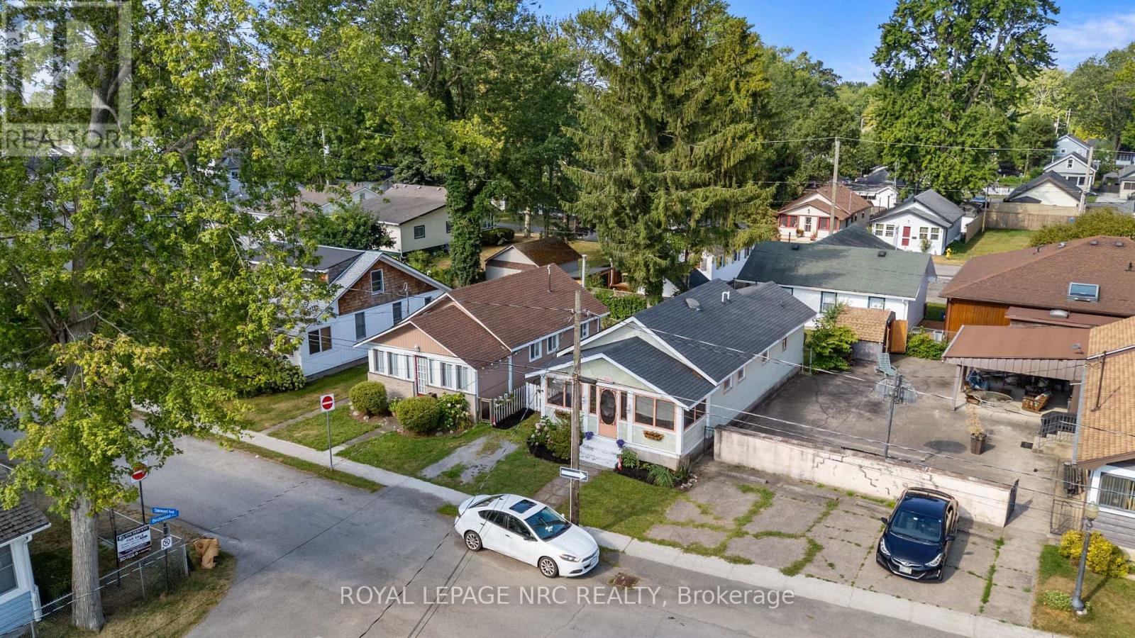 












373 OAKWOOD AVENUE

,
Fort Erie (Crystal Beach),




Ontario
L0S1B0

