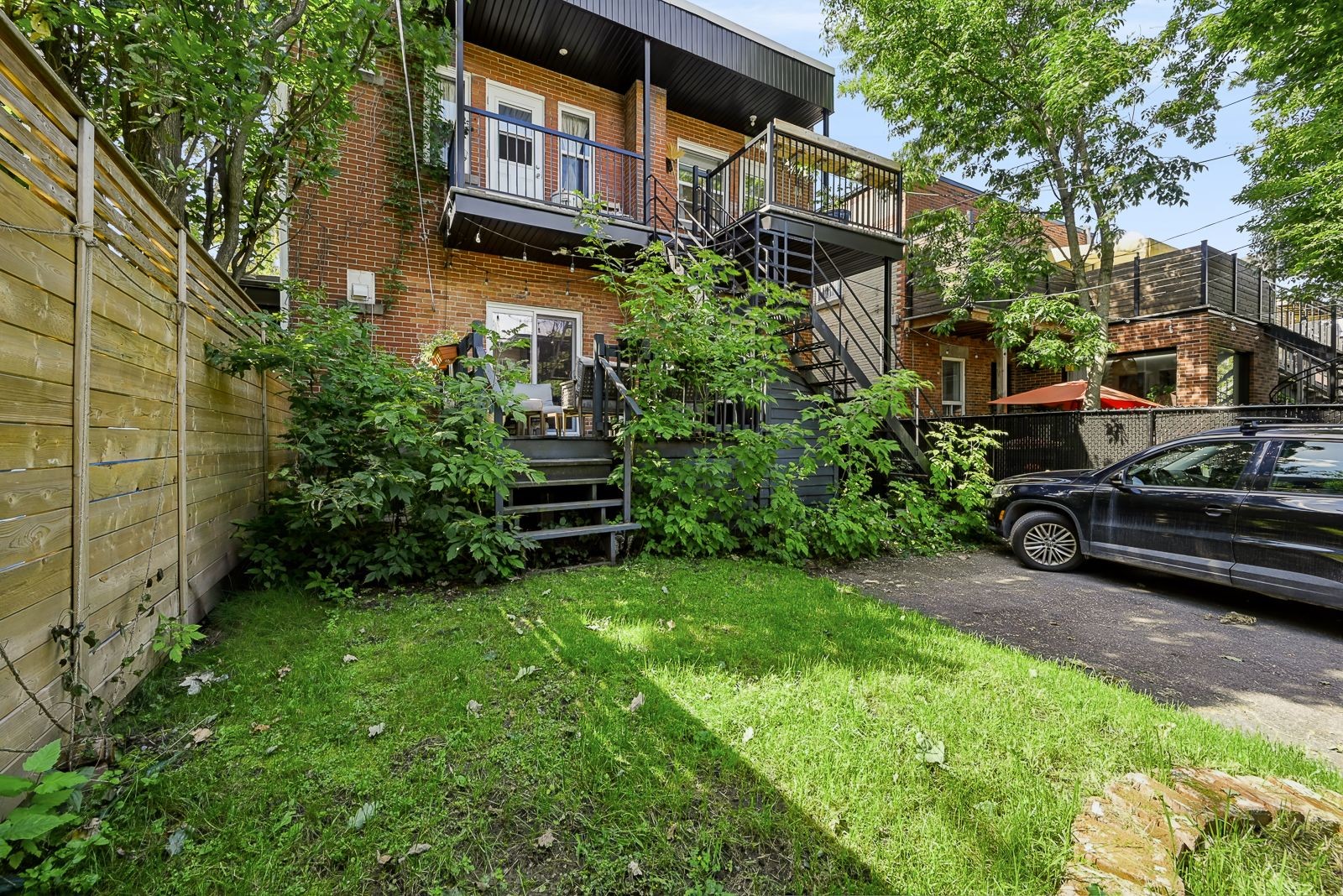 









6535


Rue Chabot

,
Montréal (Rosemont/La Petite-Patrie),




QC
H2G2T4


