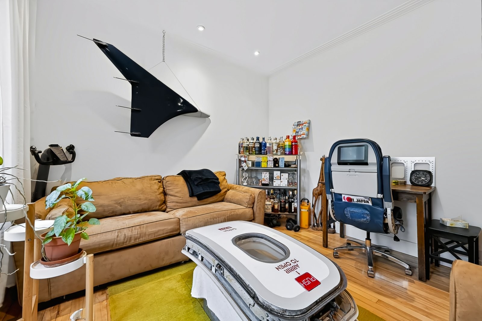 









6535


Rue Chabot

,
Montréal (Rosemont/La Petite-Patrie),




QC
H2G2T4

