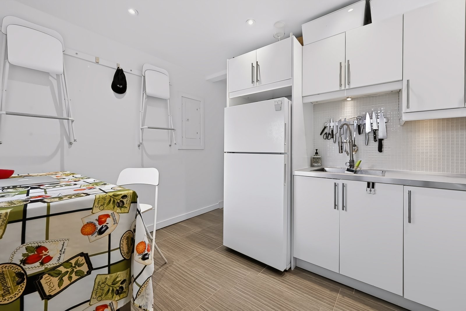 









6535


Rue Chabot

,
Montréal (Rosemont/La Petite-Patrie),




QC
H2G2T4

