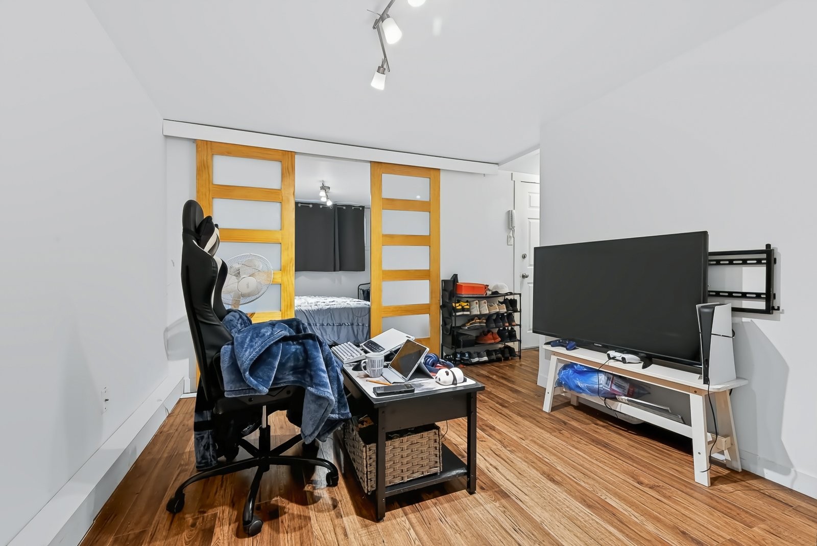 









6535


Rue Chabot

,
Montréal (Rosemont/La Petite-Patrie),




QC
H2G2T4

