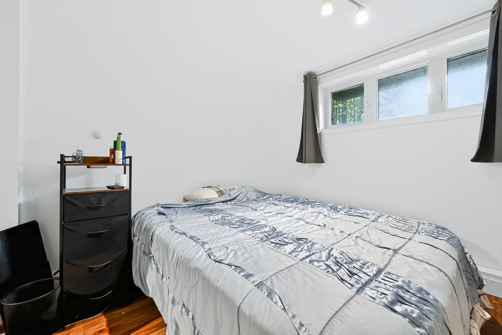









6535


Rue Chabot

,
Montréal (Rosemont/La Petite-Patrie),




QC
H2G2T4

