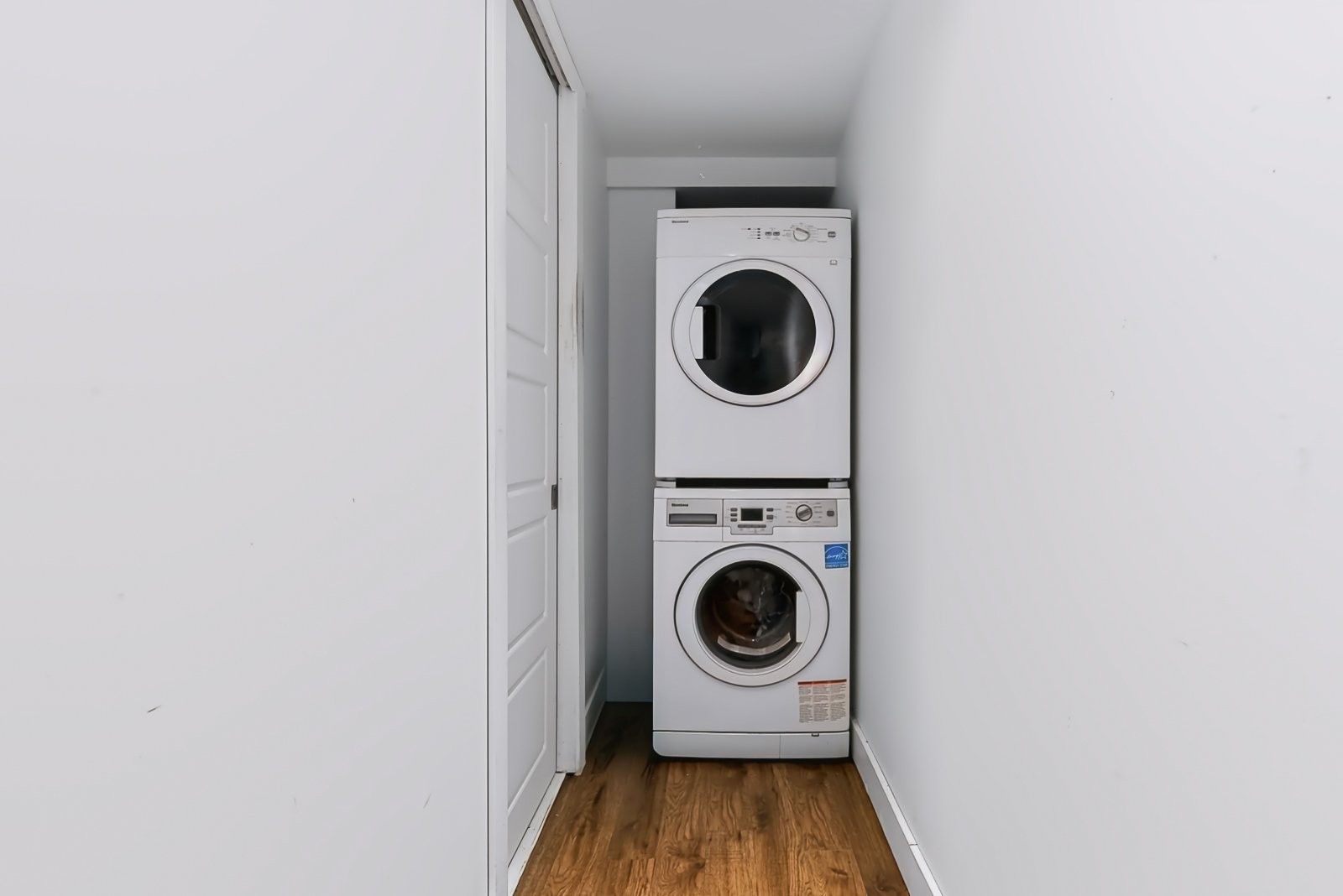 









6535


Rue Chabot

,
Montréal (Rosemont/La Petite-Patrie),




QC
H2G2T4

