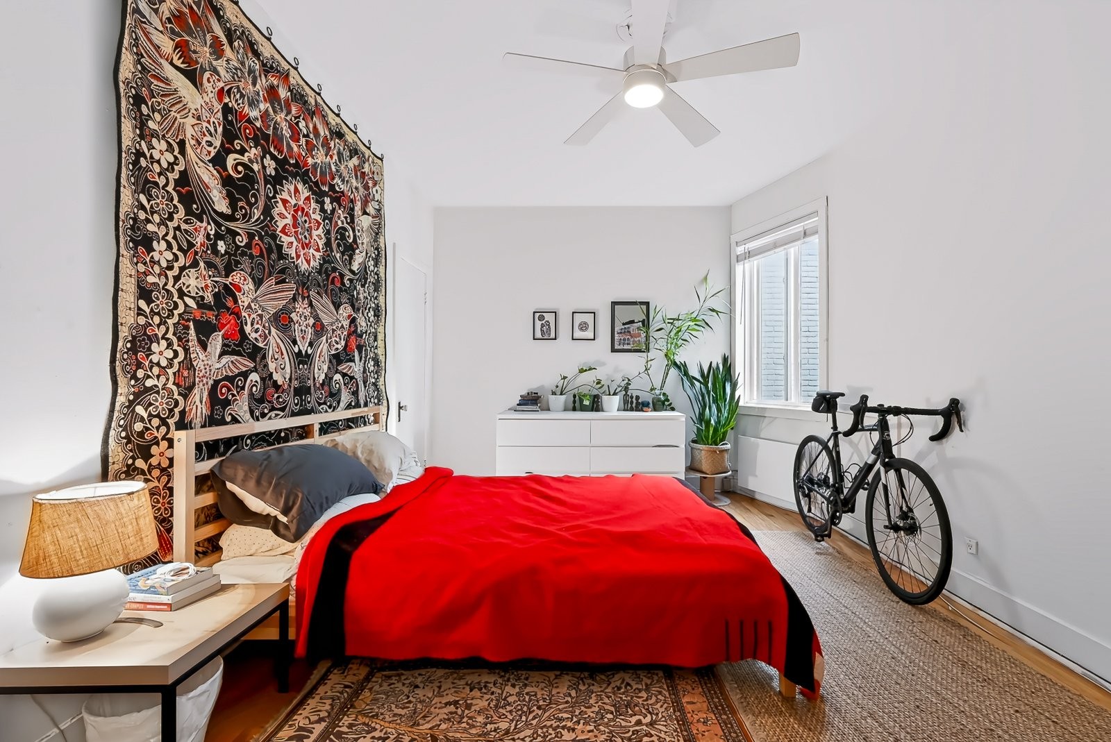 









6535


Rue Chabot

,
Montréal (Rosemont/La Petite-Patrie),




QC
H2G2T4

