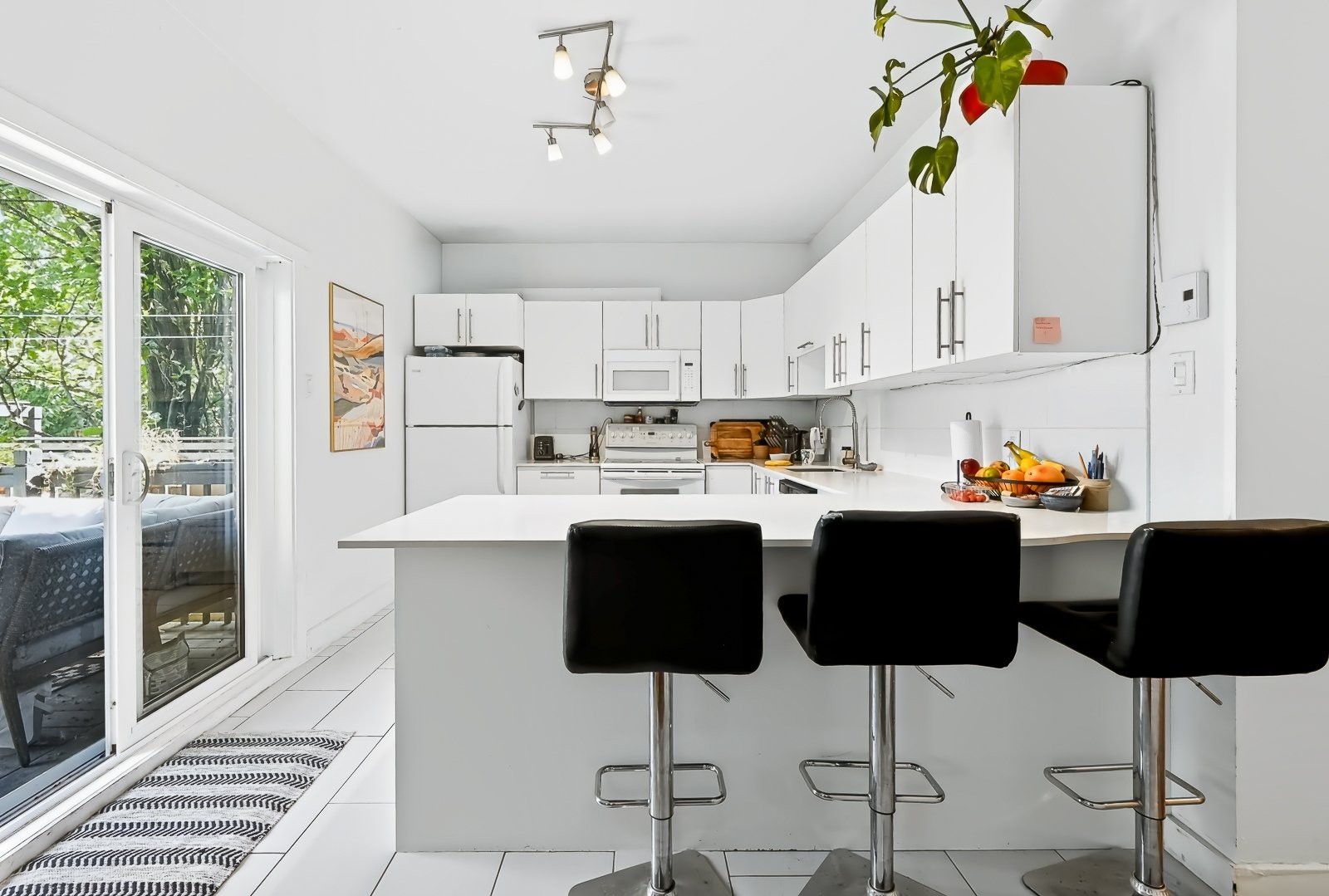 









6535


Rue Chabot

,
Montréal (Rosemont/La Petite-Patrie),




QC
H2G2T4

