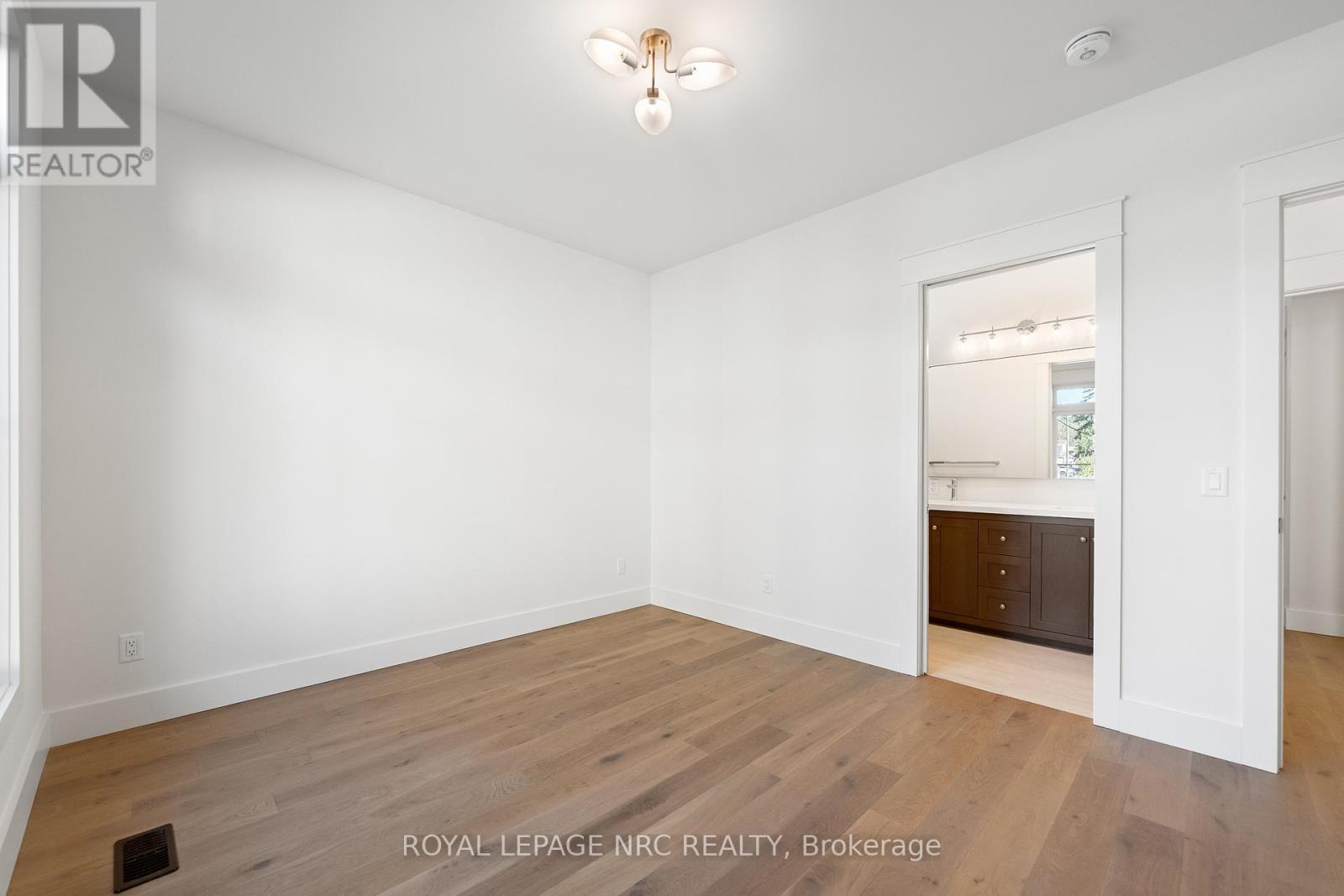 












4050 GLENSPRING ROAD

,
Fort Erie (Crystal Beach),




Ontario
L0S1B0

