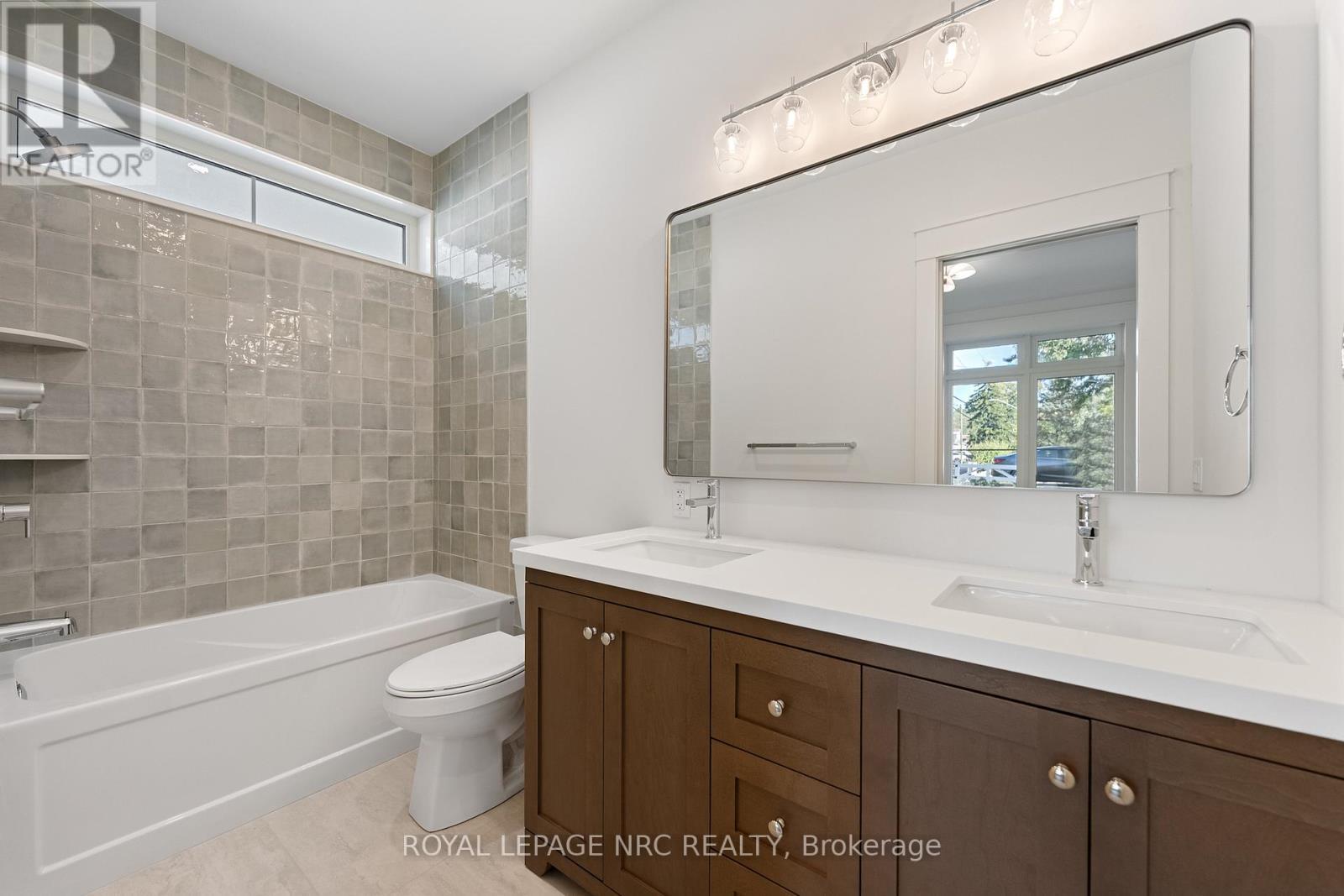 












4050 GLENSPRING ROAD

,
Fort Erie (Crystal Beach),




Ontario
L0S1B0

