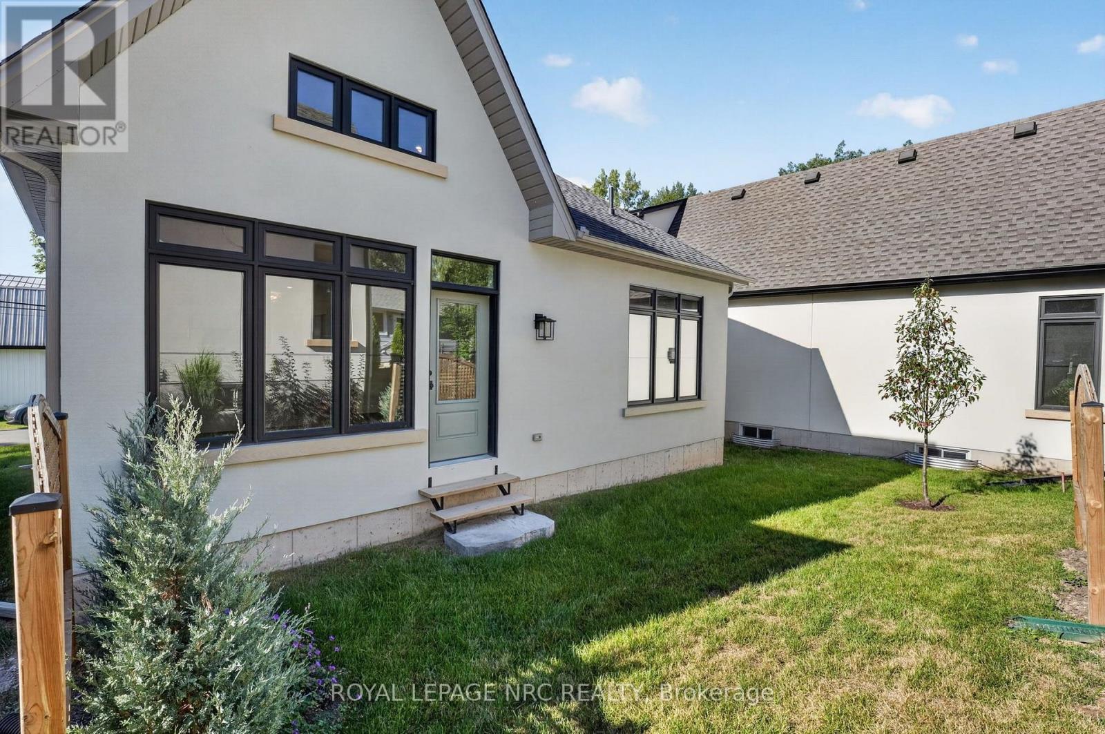 












4050 GLENSPRING ROAD

,
Fort Erie (Crystal Beach),




Ontario
L0S1B0

