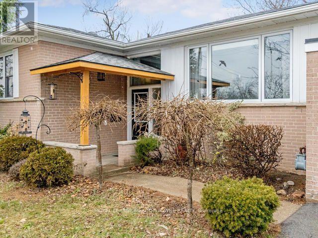 












153 DELREX BOULEVARD

,
Halton Hills,




Ontario
L7G4E1

