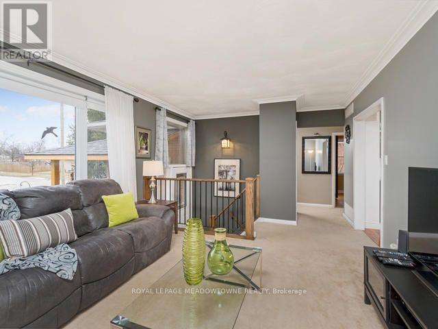 












153 DELREX BOULEVARD

,
Halton Hills,




Ontario
L7G4E1

