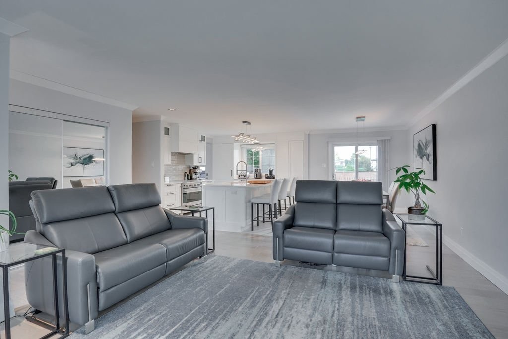 









13


Rue de Marseille

,
Gatineau (Gatineau),




QC
J8T4R1

