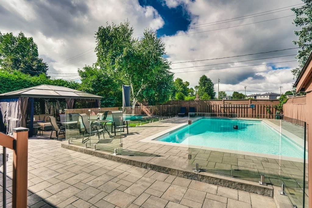 









13


Rue de Marseille

,
Gatineau (Gatineau),




QC
J8T4R1

