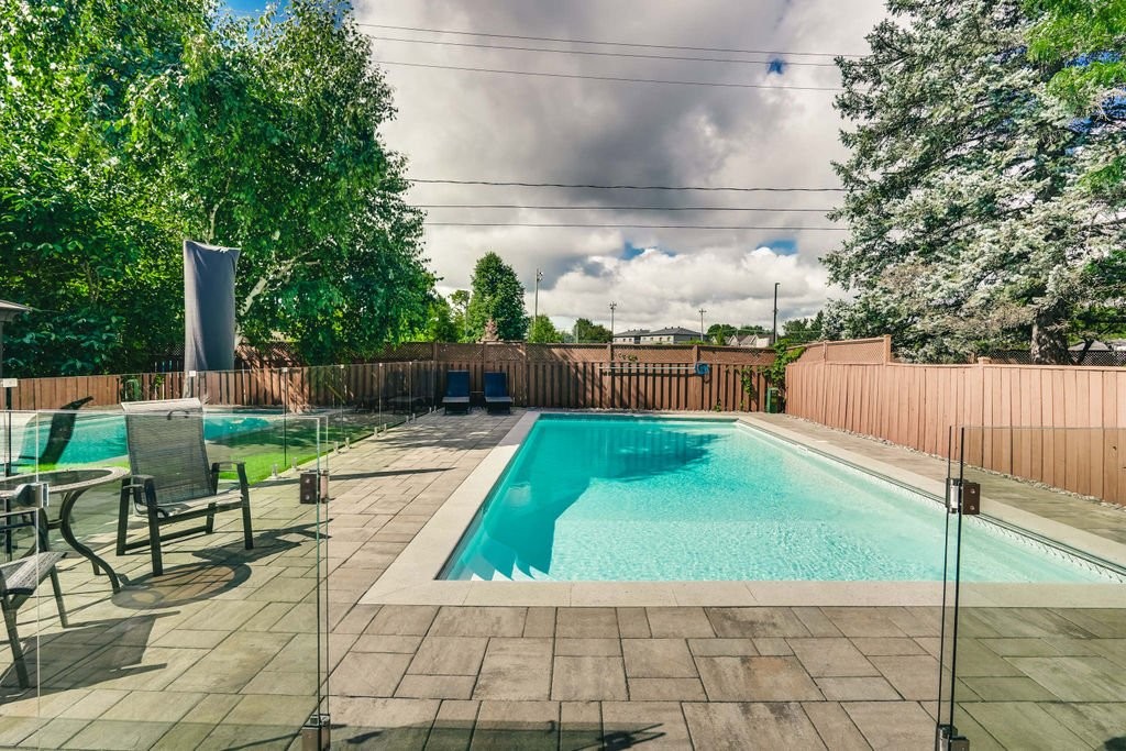









13


Rue de Marseille

,
Gatineau (Gatineau),




QC
J8T4R1

