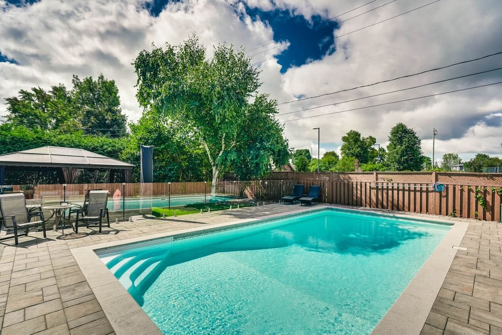 









13


Rue de Marseille

,
Gatineau (Gatineau),




QC
J8T4R1

