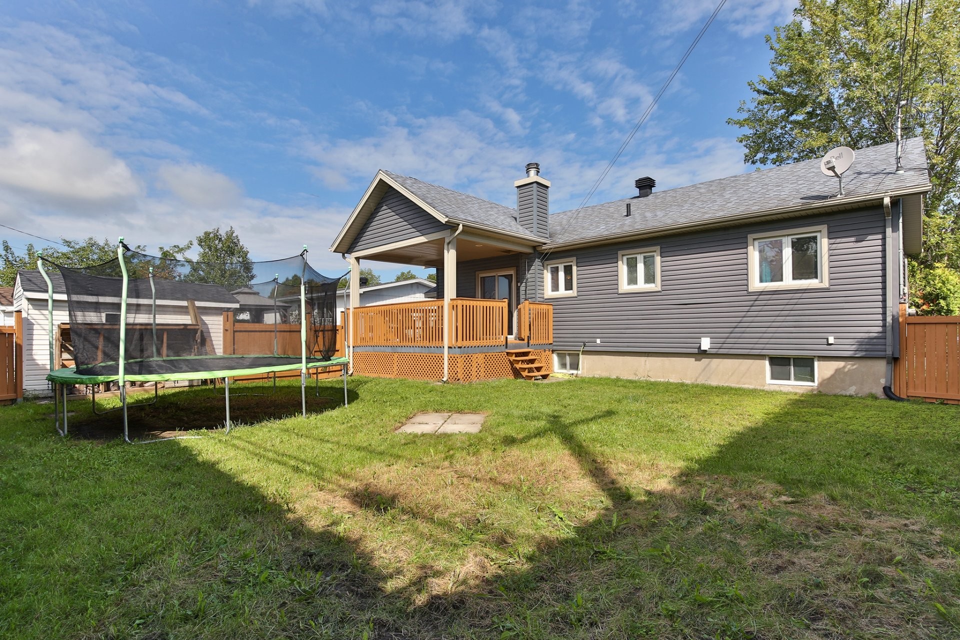 









790


Rue La Salle

,
Saint-Jean-sur-Richelieu,




QC
J3B2R6


