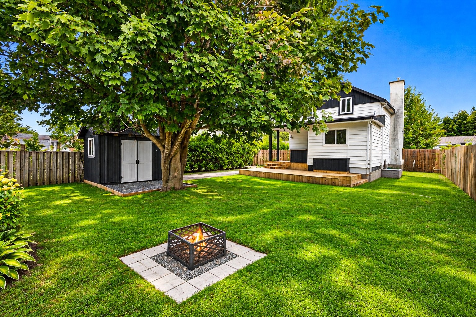 









340


Rue Catherine

,
Lachute,




QC
J8H1E9

