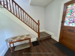 Spacious Front Entry