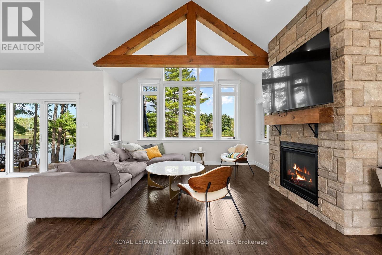 












103B CARRIAGE LANDING ROAD

,
Horton,




Ontario
K0J1Y0

